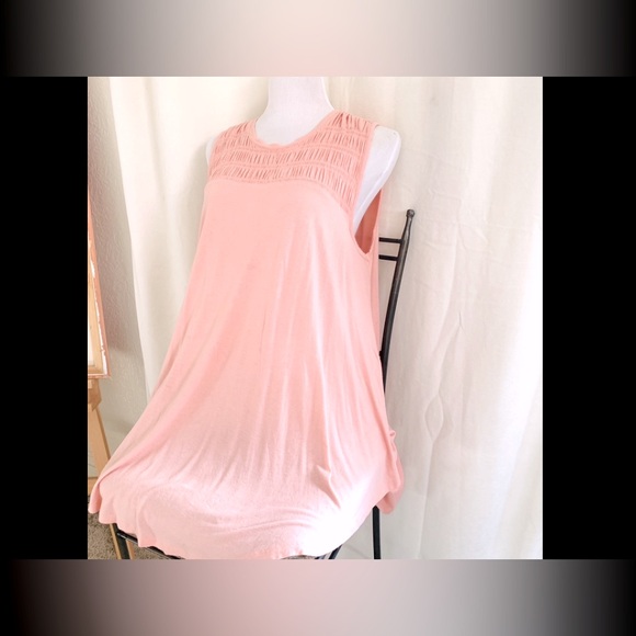 Lane Bryant Peach Max swing mocked yoke top 14/16 . 3/$15 - Picture 5 of 9